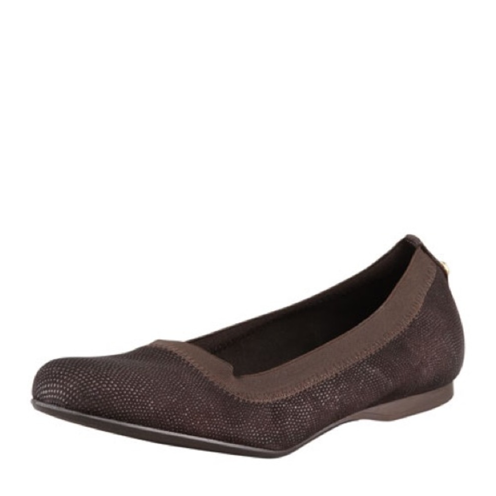 Stuart Weitzman Squeeze Goosebump Flat